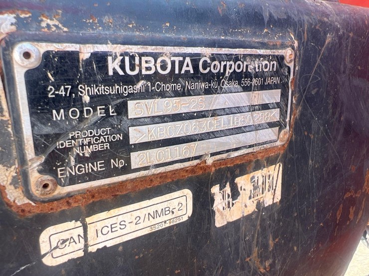 2020-kubota-svl95-2s-image-11