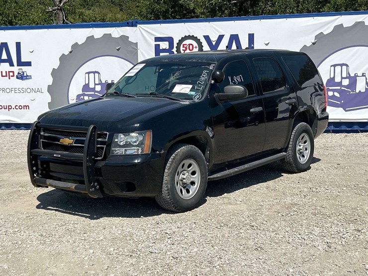 2014-chevrolet-tahoe-image-1