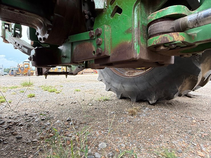 2005-john-deere-9220-image-38
