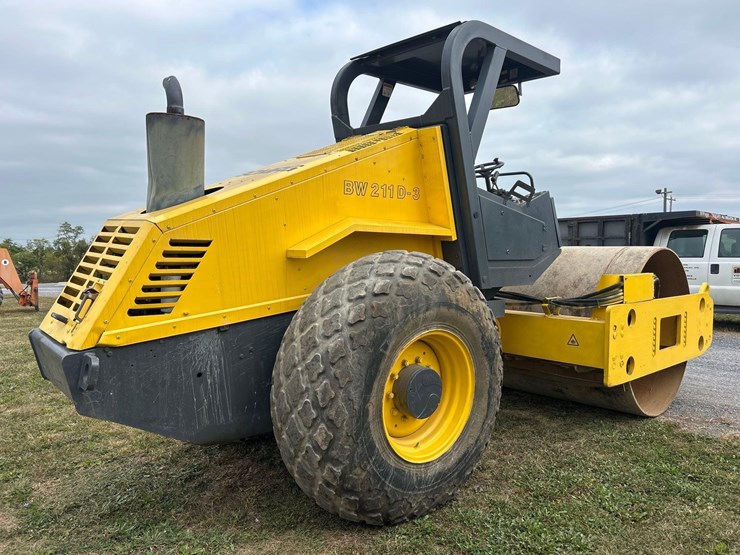 bomag-bw211d-3-image-3
