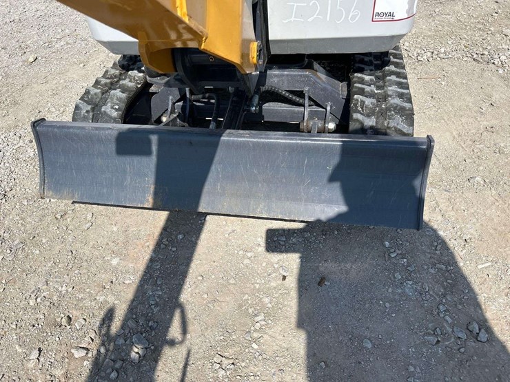 2025-ir-ire20-mini-excavator-image-13