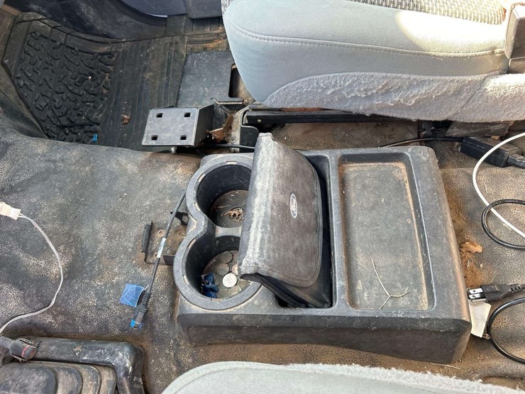 2012-ford-f550-image-17