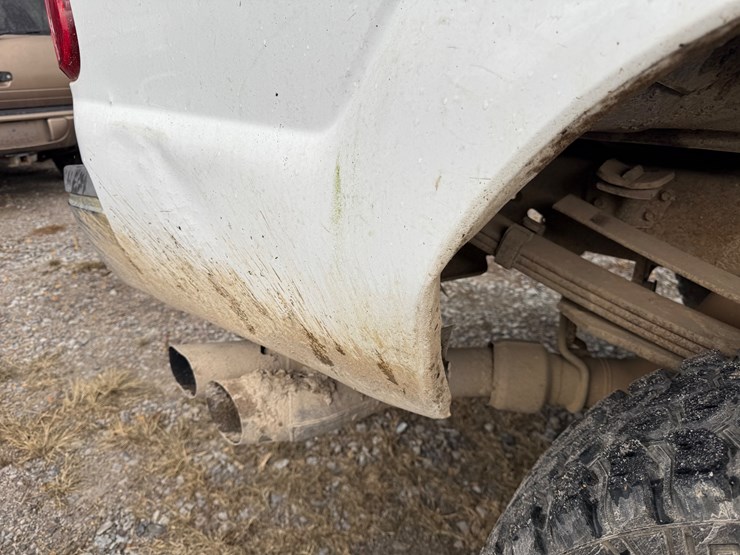 2010-ford-f350-image-33
