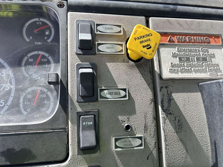 2001-e-one-pumper-image-16