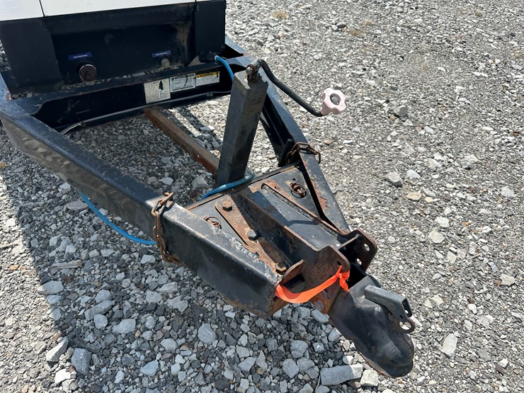 2007-caterpillar-xq20-image-16