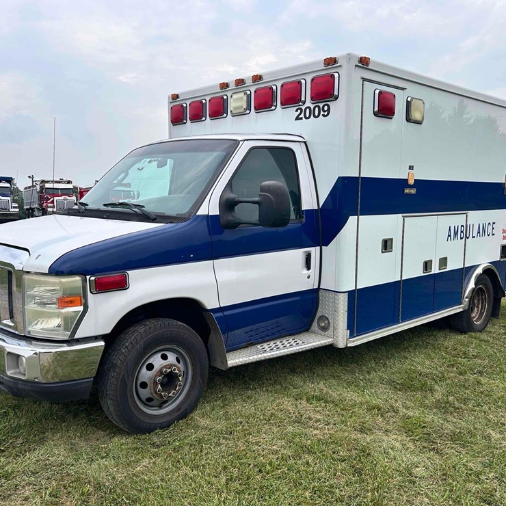 2008 Ford Ambulance