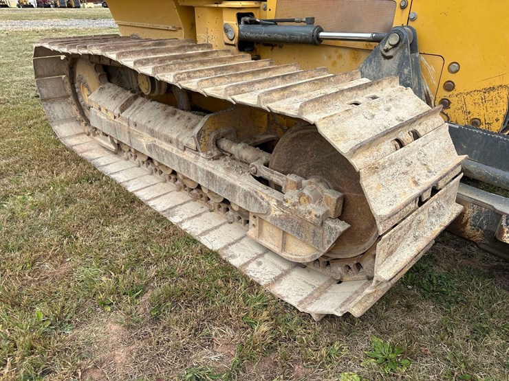 2013-deere-650k-lgp-image-6