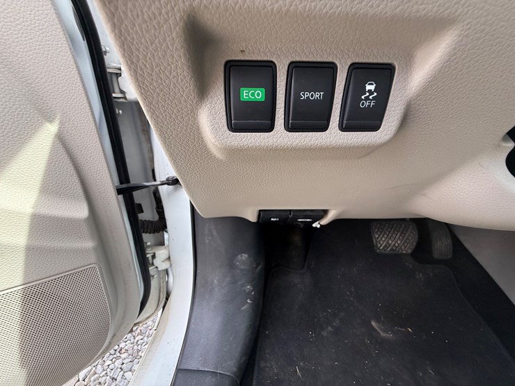 #3760-•-inop-2016-nissan-sentra-sedan-3n1ab7ap6gy243642-image-41