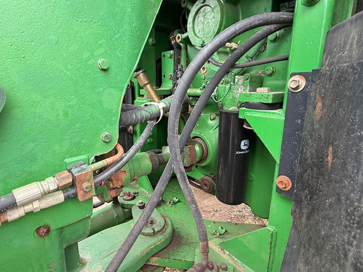 2005-john-deere-9220-image-33