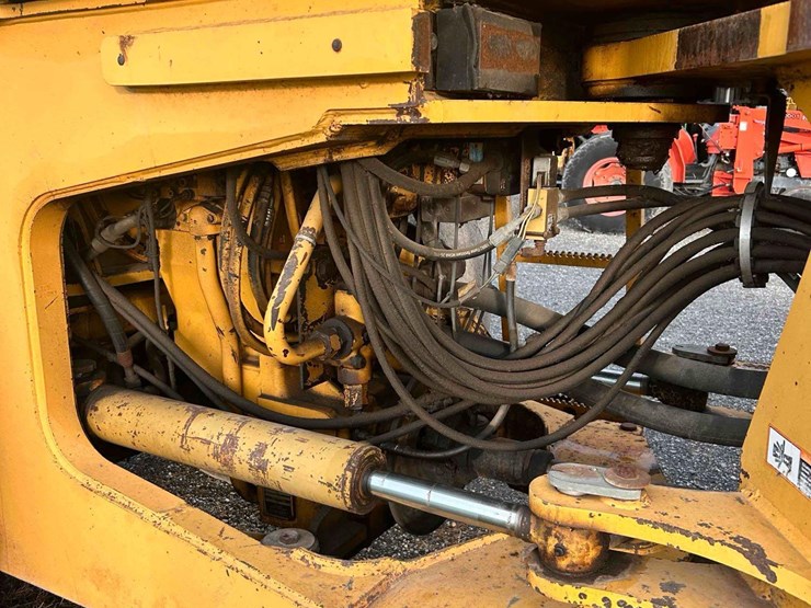 deere-644g-image-10