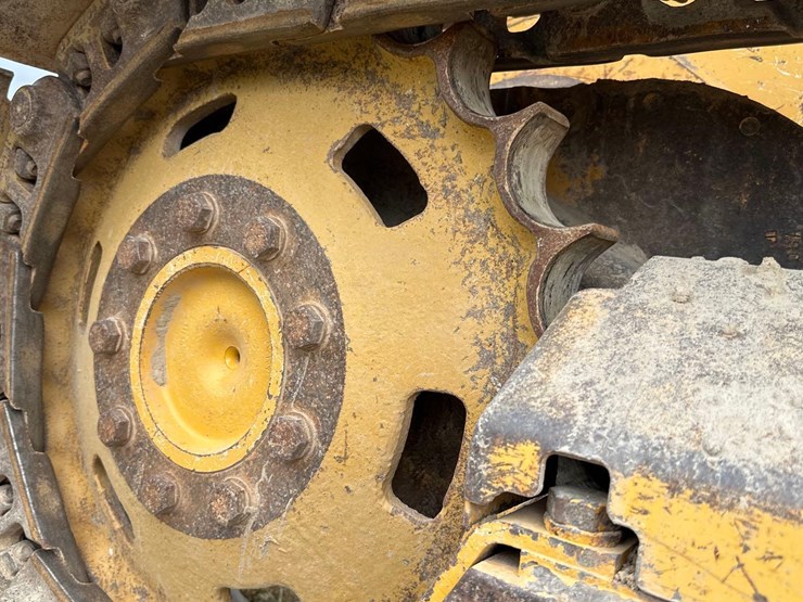 2013-deere-450j-lt-image-9