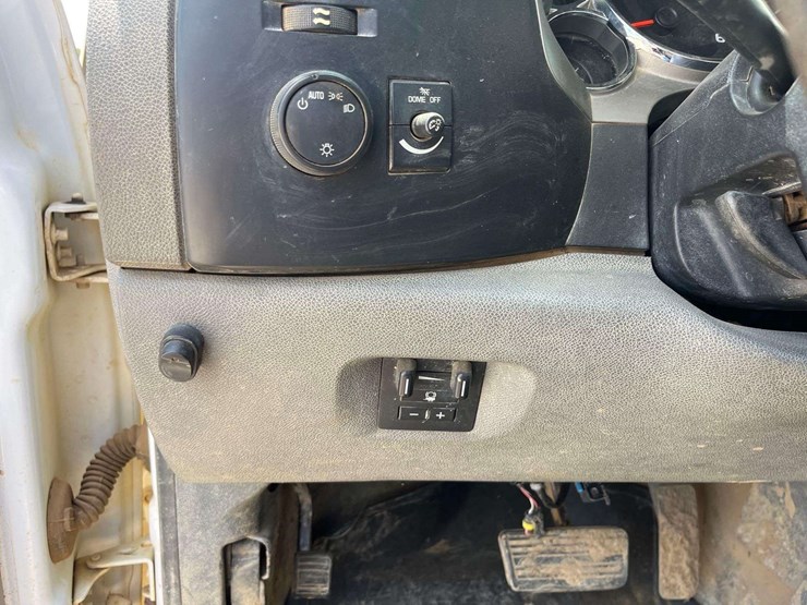 2013-gmc-sierra-2500hd-image-9