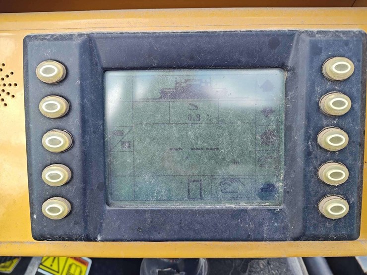 2013-caterpillar-ap-500e-image-17