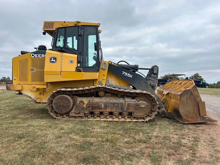 2016-john-deere-755k-crawler-loader-image-4