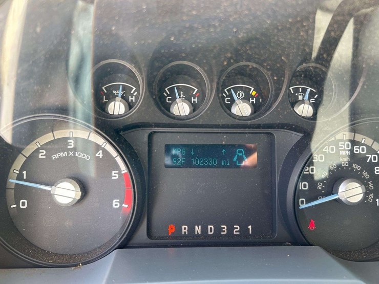 2012-ford-f550-image-17