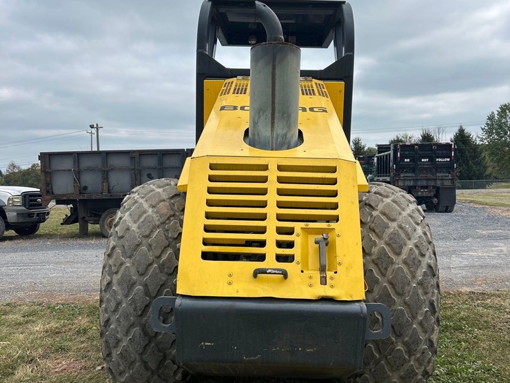 bomag-bw211d-3-image-4