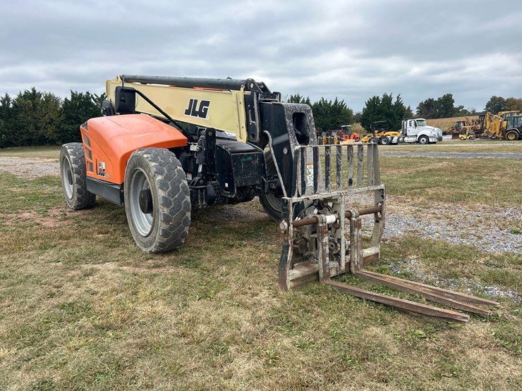 2018-jlg-g9-43a-image-3