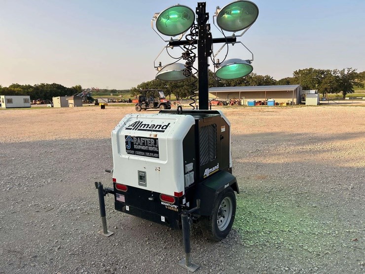 2019-allmand-bros-night-lite-v-series-image-3