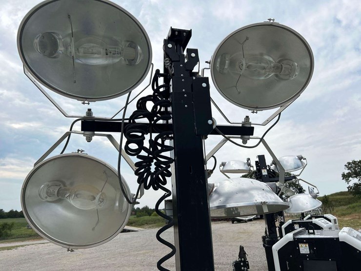 2019-allmand-bros-night-lite-v-series-image-12