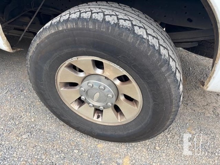 2013-ford-f250-sd-image-18