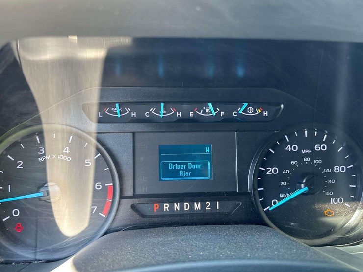 2022-ford-f250-xl-image-12