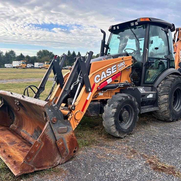 2021 CASE 580SN WT