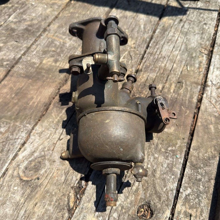 Case Crossmotor Carburetor