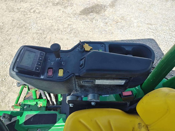 2015-john-deere-7700a-image-23