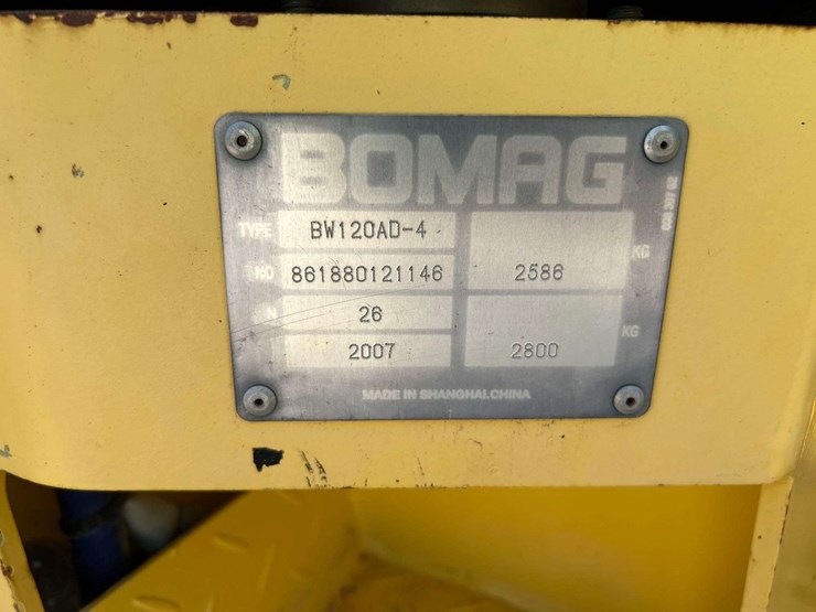 2007-bomag-bw120ad-4-tandem-vibratory-smooth-drum-roller-image-5