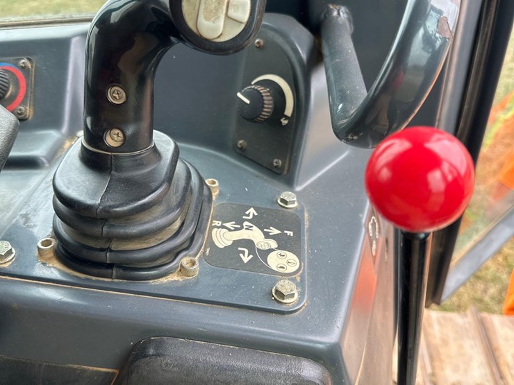 2013-deere-650k-lgp-image-14