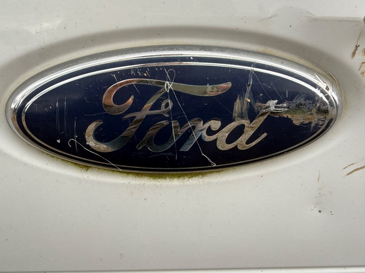 2010-ford-f350-image-11