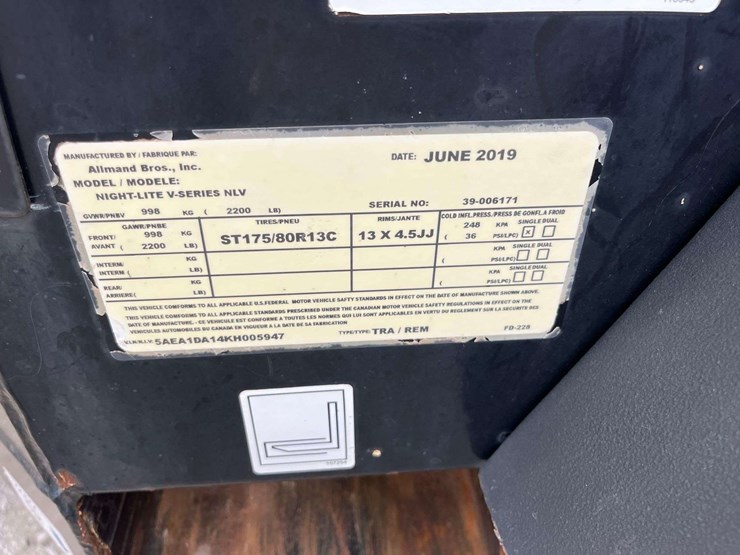2019-allmand-bros-night-lite-v-series-image-5