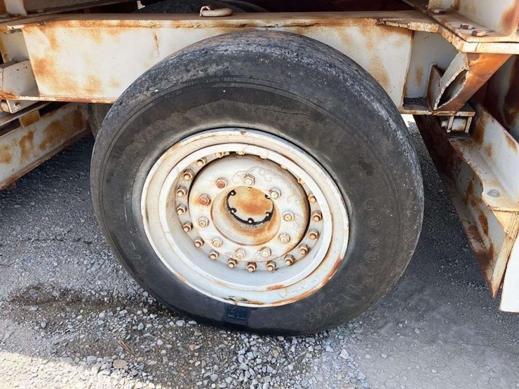 miller-and-smith-pnr-1000-pull-behind-proof-roller-trailer-image-9