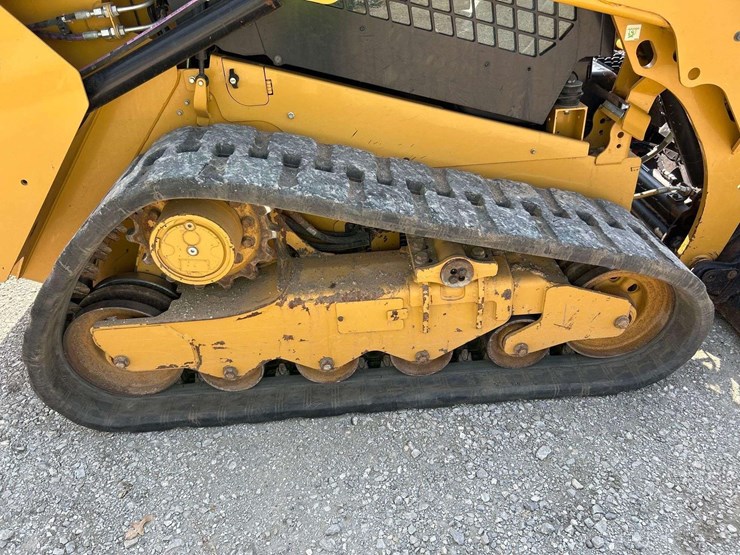 2020-caterpillar-259d3-two-speed-compact-track-loader-skid-steer-image-21