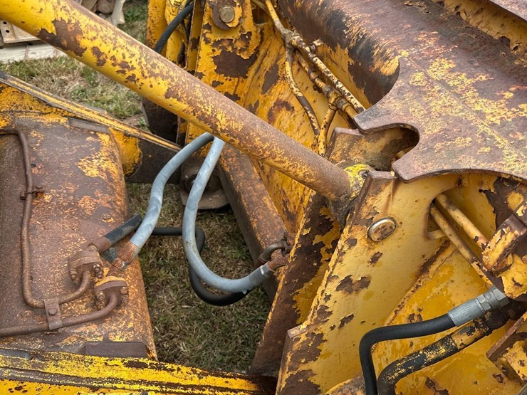 caterpillar-941-image-5