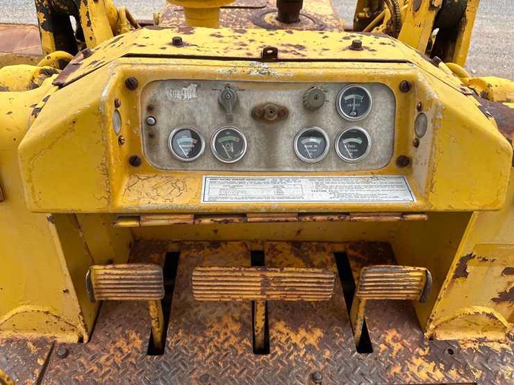 caterpillar-941-image-19