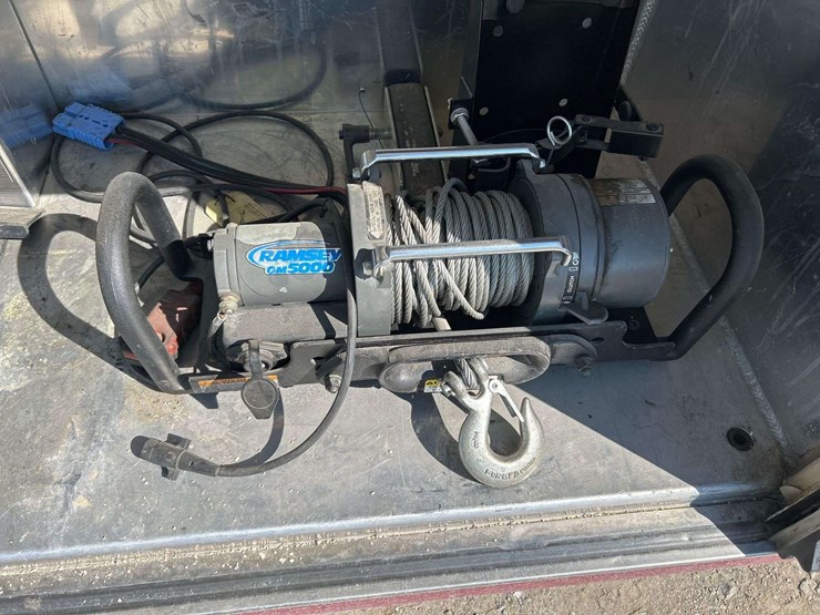 2005-ford-f650-image-21