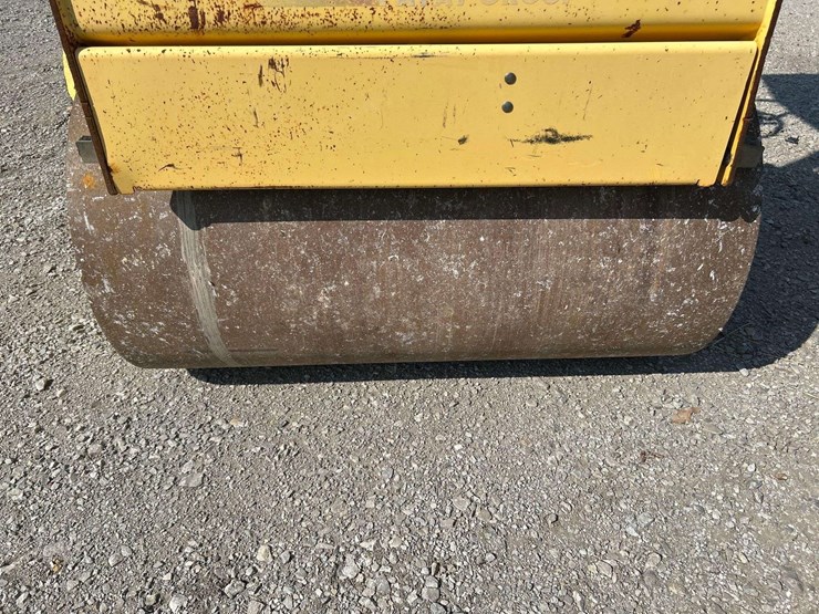 2007-bomag-bw120ad-4-tandem-vibratory-smooth-drum-roller-image-17