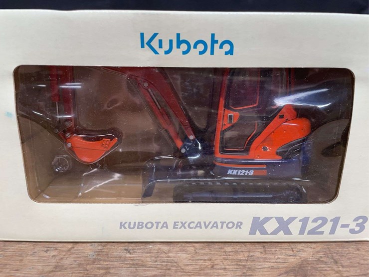 kubota-kx121-3-image-2