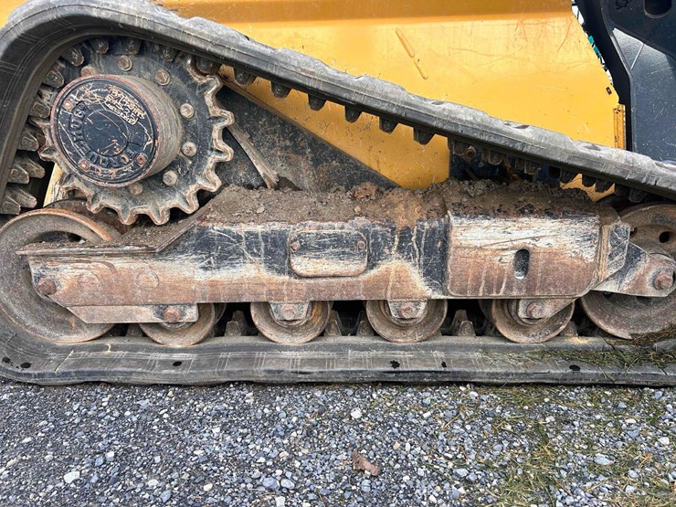 2018-deere-325g-image-13