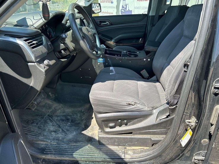 2019-chevrolet-tahoe-image-14