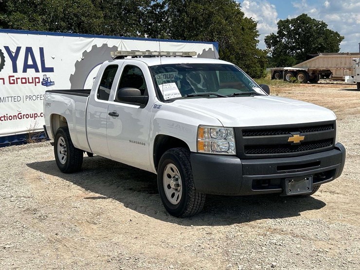 2013-chevrolet-silverado-1500-image-4