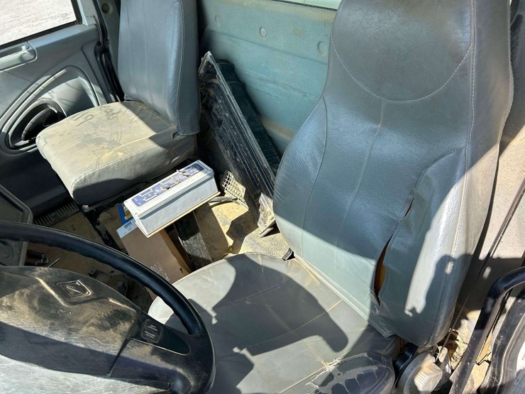 2007-international-durastar-4400-image-10