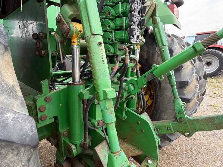 2005-john-deere-9220-image-46