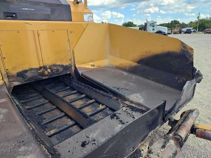 2013-caterpillar-ap-500e-image-19