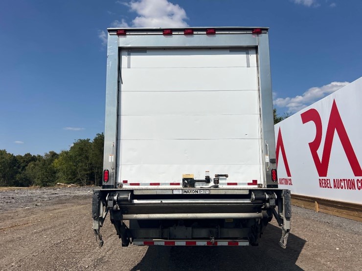 2019-morgan-26-ft-image-3