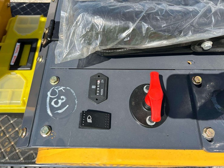 unused-2025-landhonor-ldh-kn16-mini-excavator-image-9