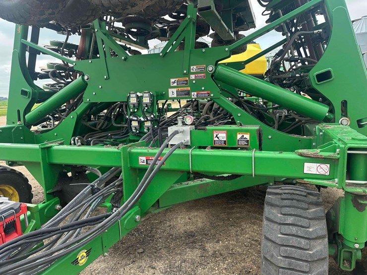 john-deere-1890-image-4