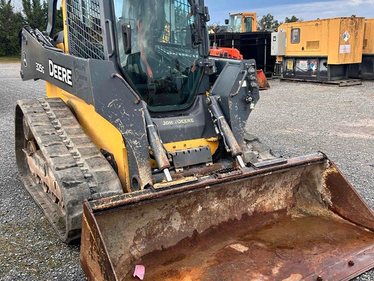 2018-deere-325g-image-2