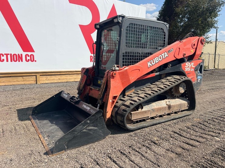 2020-kubota-svl95-2s-image-8